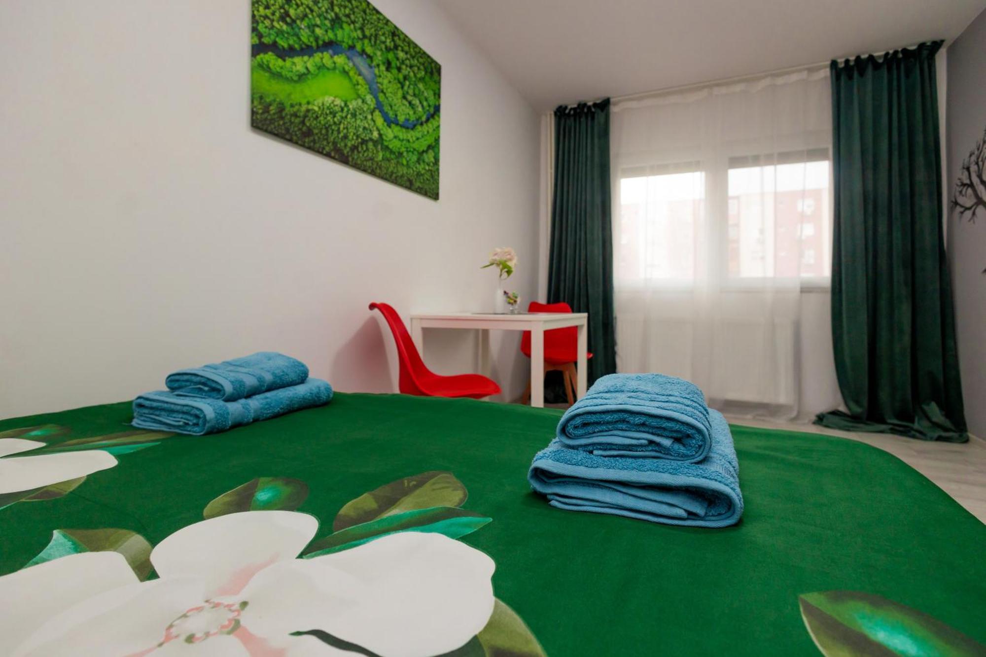 Urban Escape Apartment *